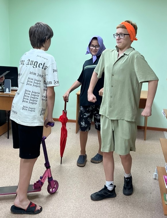 7896